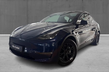 Tesla Model Y Long Range AWD Premium, Hengerfeste, Autopilot