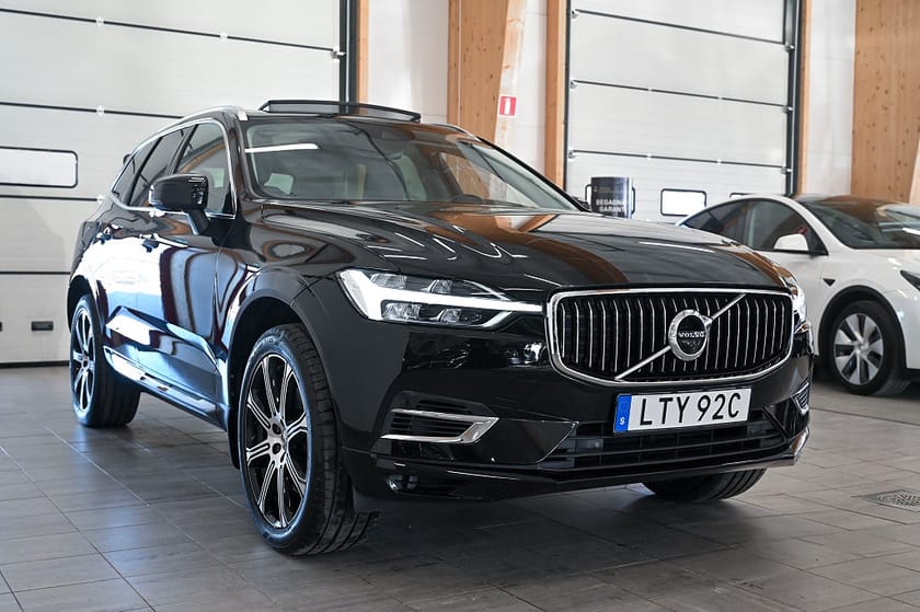 Bild 3 av Volvo XC60 T8 AWD Recharge Inscription Panorama 360 Orrefors 392hk