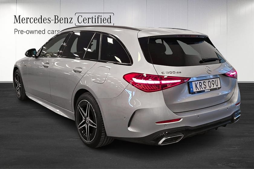 Bild 4 av Mercedes-Benz C 300 T de 4MATIC AMG Night Burmester Drag
