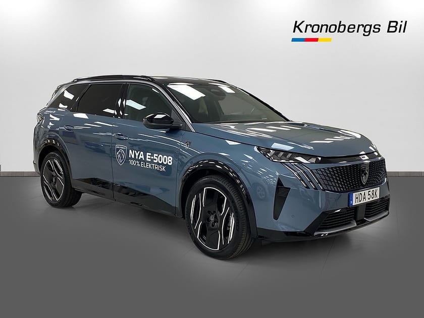 Bild 3 av Peugeot E-5008 GT 73kWh, 7-sits, Dragkrok *Leasing Möjlig*