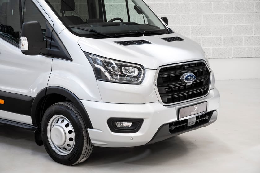 Bilde 3 av Ford Transit 460 Minibus L4 17S RWD Limited ACC/Krok/Kamera/Rattvarme