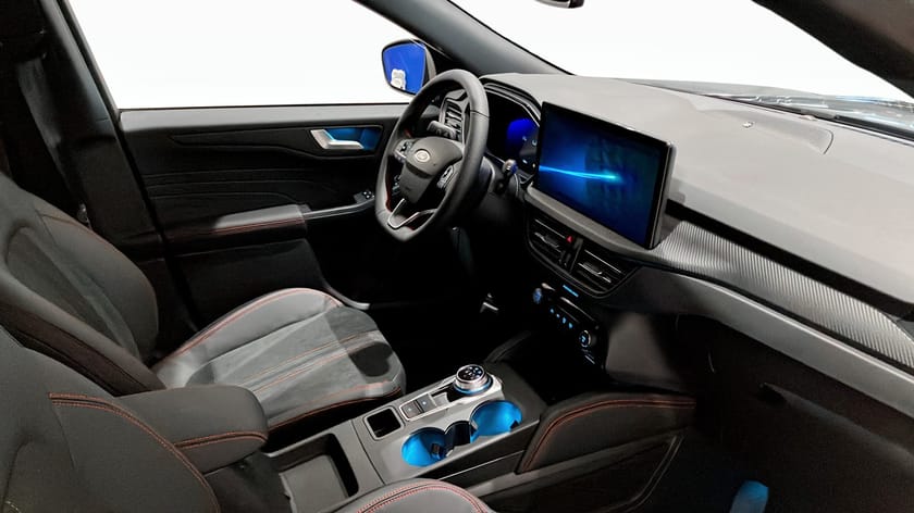 Bild 3 av Ford Kuga Plug-In Hybrid ST-Line X Black Edition 2.5 Phev 243hk Demobil