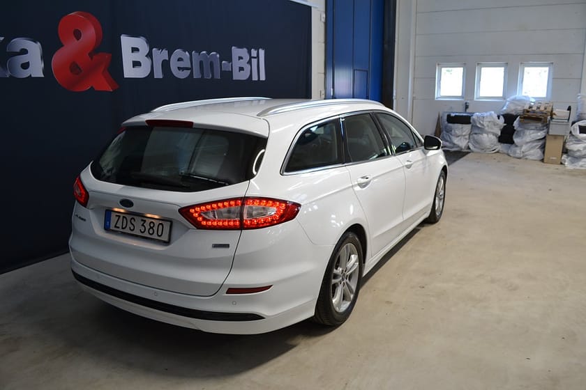 Bild 2 av Ford Mondeo Kombi 1.5 TDCi Titanium Dieselvärmare 120hk