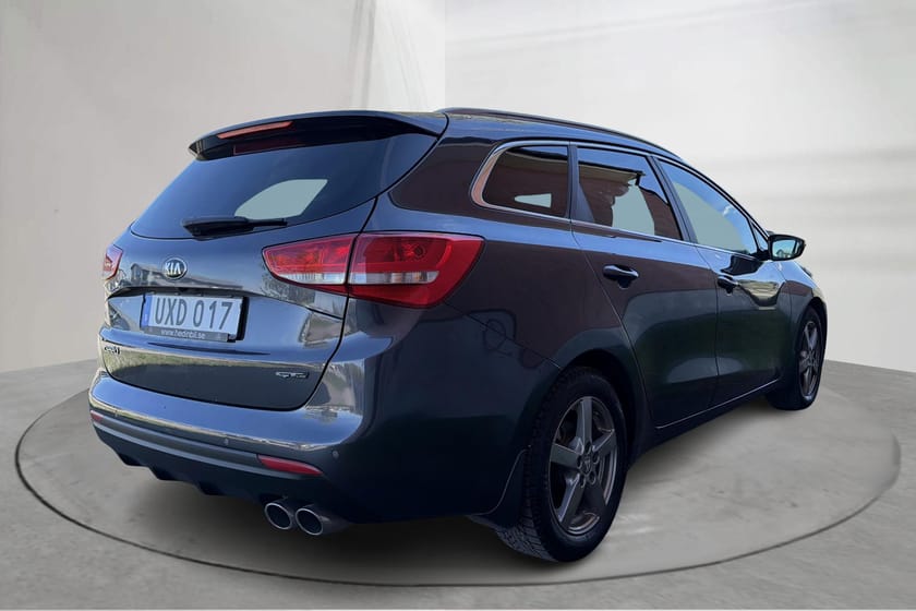 Bild 3 av Kia cee'd_sw Cee'd 1.6 CRDi SW (136hk) GT-Line GPS Backkamera