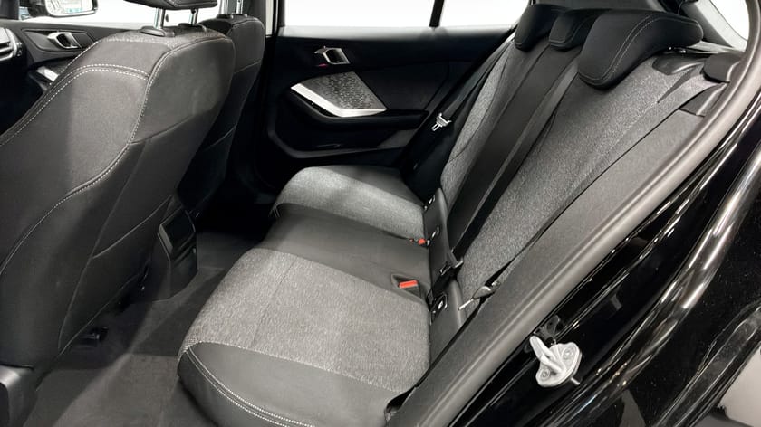 Bild 5 av BMW 120 5d Rattvärme
