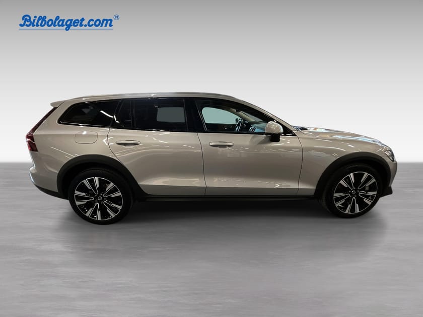 Bild 4 av Volvo V60 Cross Country B4 AWD Diesel Plus