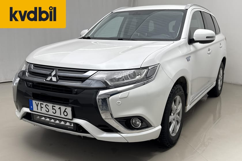 Bild 1 av Mitsubishi Outlander PHEV 2.0 Plug-in Hybrid 4WD (121hk) City
