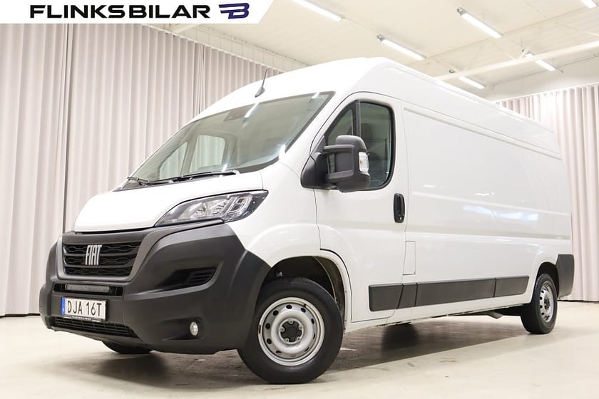 Bild 1 av Fiat Ducato Skåpbil 140HK L3H2 Drag Värmare GPS Backkamera 7707Mil Moms