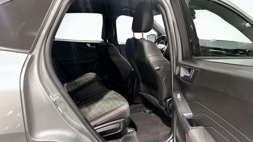 Bild 5 av Ford Kuga Plug-In Hybrid ST-Line X Plug in 225hk Privatleasing 3995kr/mån