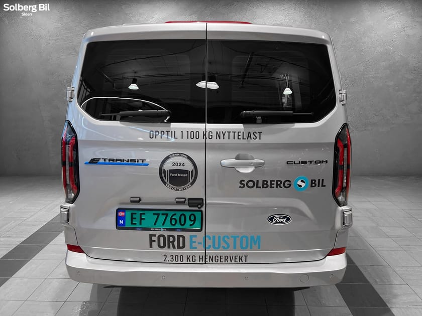 Bilde 5 av Ford E-Transit Custom 320 Limited, Pro Power, 360 kamera,, h.feste, takstativ