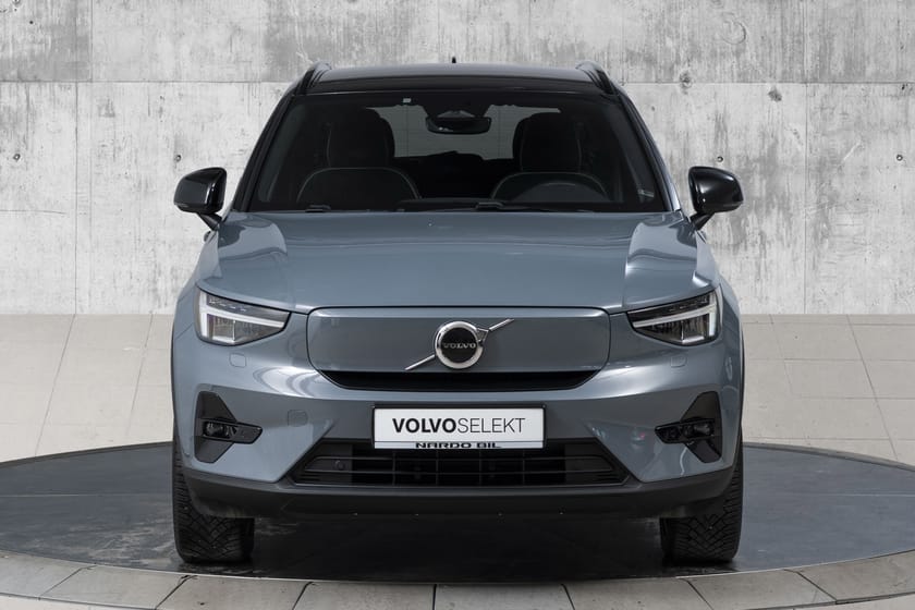 Bilde 3 av Volvo XC40 Recharge Single Motor FWD | Krok | Varmepumpe | +++