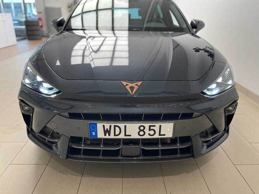 Bild 2 av CUPRA Leon Sportstourer 1.5 eTSI DSG 150HK|B-kamera|drag