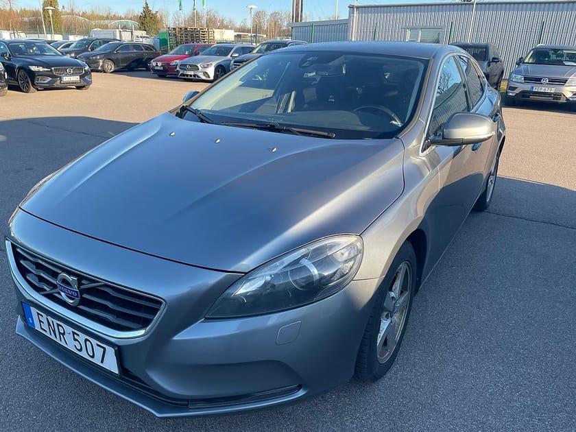 Bild 1 av Volvo V40 T2 120HK Momentum