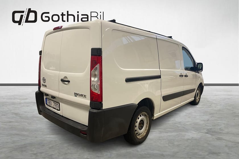 Bild 5 av Toyota ProAce Skåpbil 2.0 D-4D 3-Sits Automat S&V Däck Full Servad