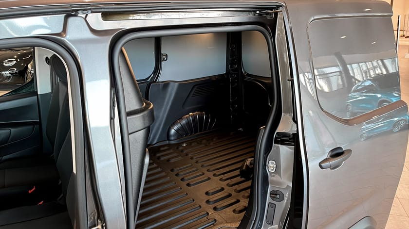 Bild 5 av Citroën e-Berlingo Van | 50 kWh | Kamera | Drag | 136hk