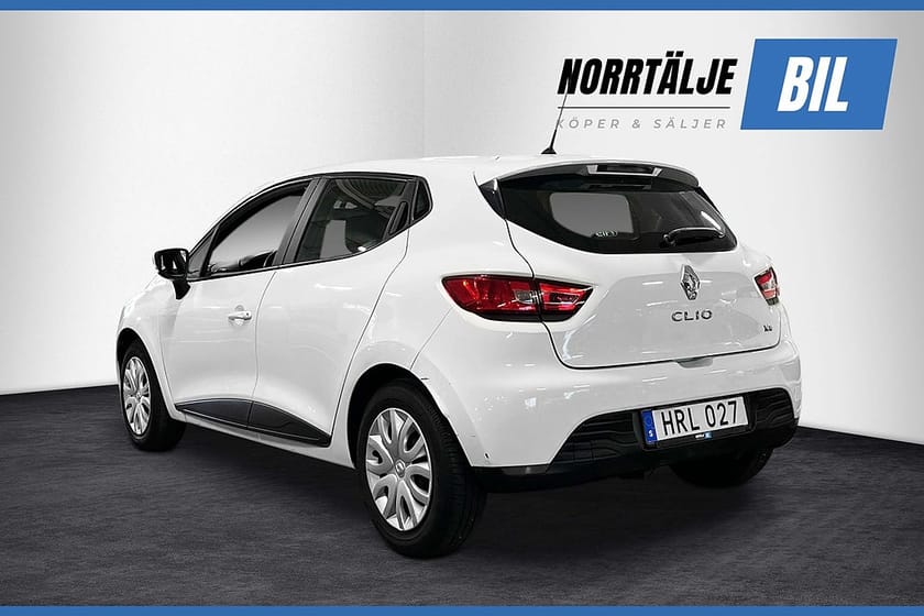 Bild 4 av Renault Clio 0.9 90 HK TCe NAVI NYSERV NYBES 360KR/ÅR 8800 MIL