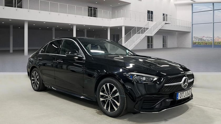 Bild 3 av Mercedes-Benz C 300 de C300 DE  AMG Line Premium | 360 | DRAG |