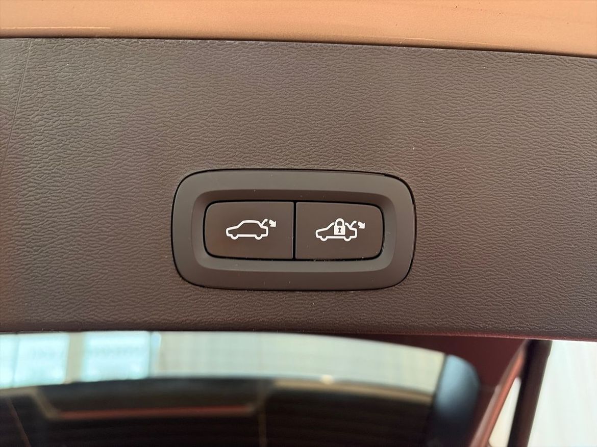 Volvo XC40 2023 - miniatyr 13