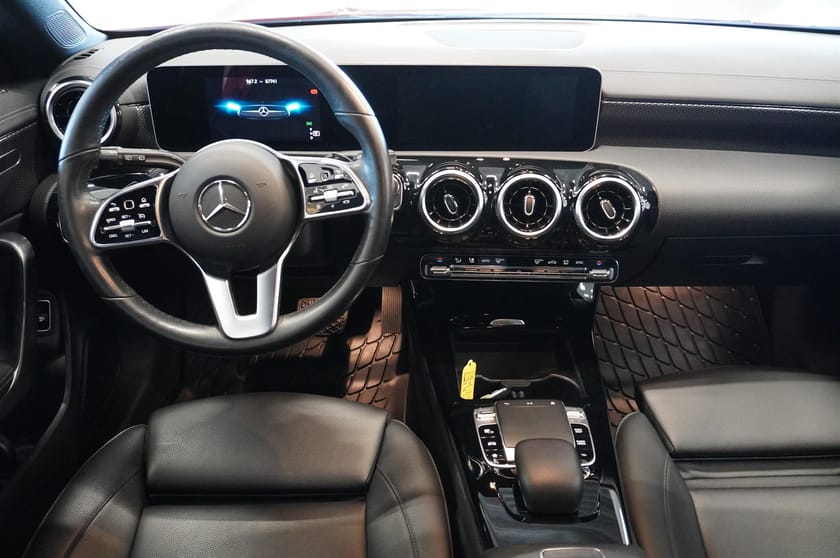 Bild 2 av Mercedes-Benz CLA 200 Shooting Brake Automat Navi Backkamera