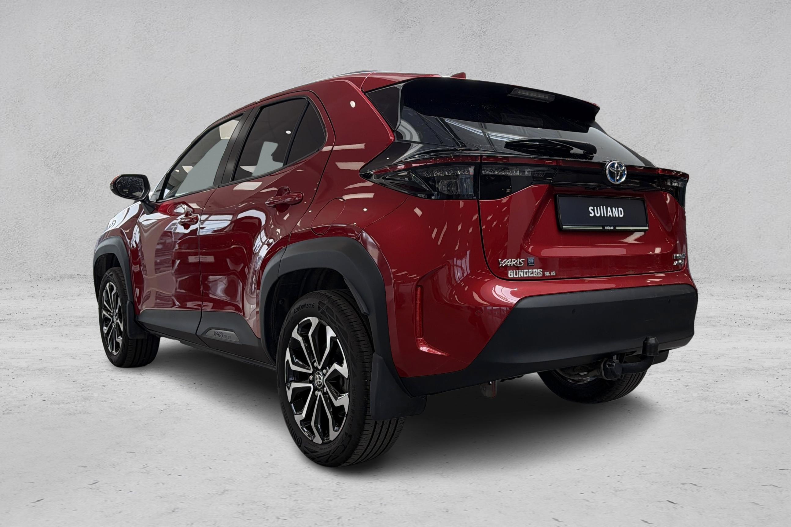 Thumnail bilde 2 av Toyota Yaris Cross Hybrid AWD-i