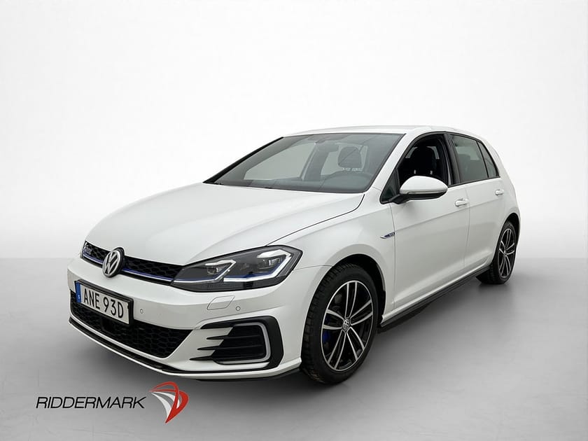 Bild 1 av Volkswagen Golf GTE 1.4 TSI 204hk Cockpit P-Värmare Carplay