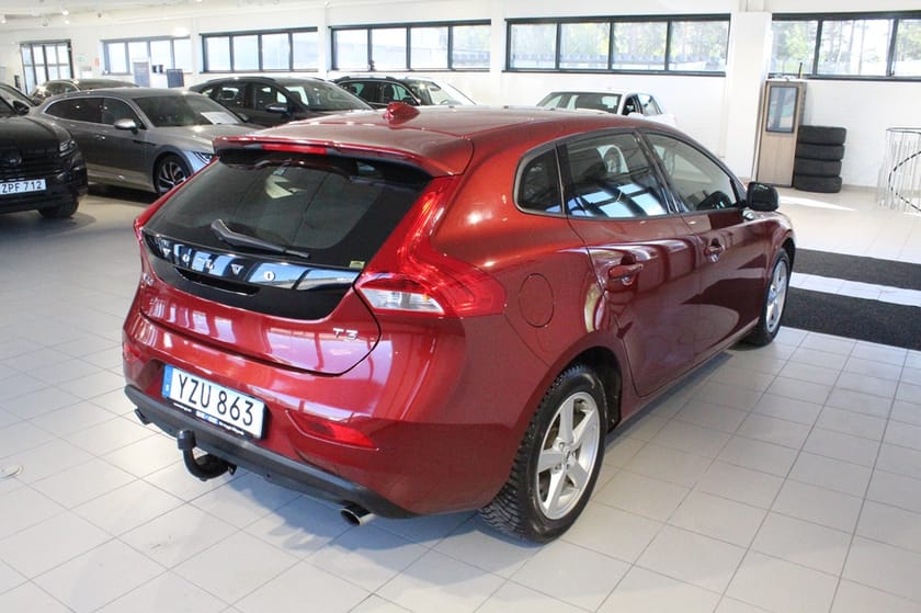 Bild 4 av Volvo V40 T3 152HK Drag SoV-Hjul