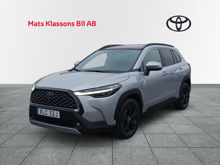 Bild 1 av Toyota Corolla Cross Hybrid AWD-i 2.0 Executive Skinn JBL Panorama, Vinterhjul