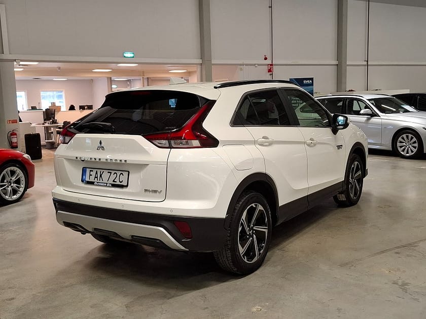 Bild 3 av Mitsubishi Eclipse Cross PHEV 2.4 MIVEC S-AWC Fleet Edition  V-hjul