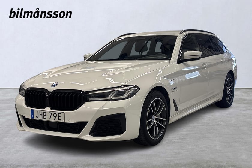 Bild 1 av BMW 530e xDrive Touring M-Sport 292hk