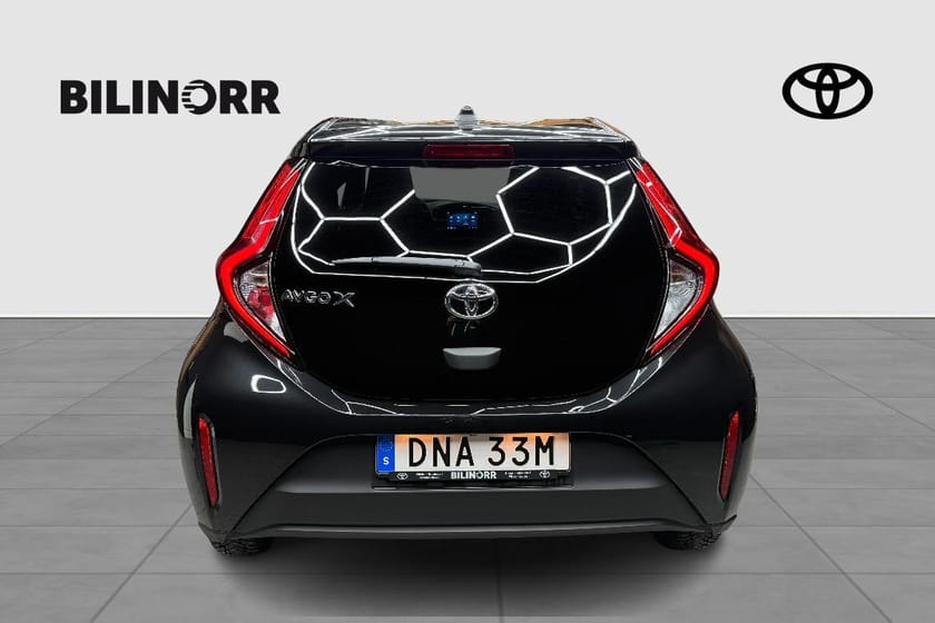 Bild 3 av Toyota Aygo X 1,0 S-CVT PLAY COMFORT & STYLE V-HJUL