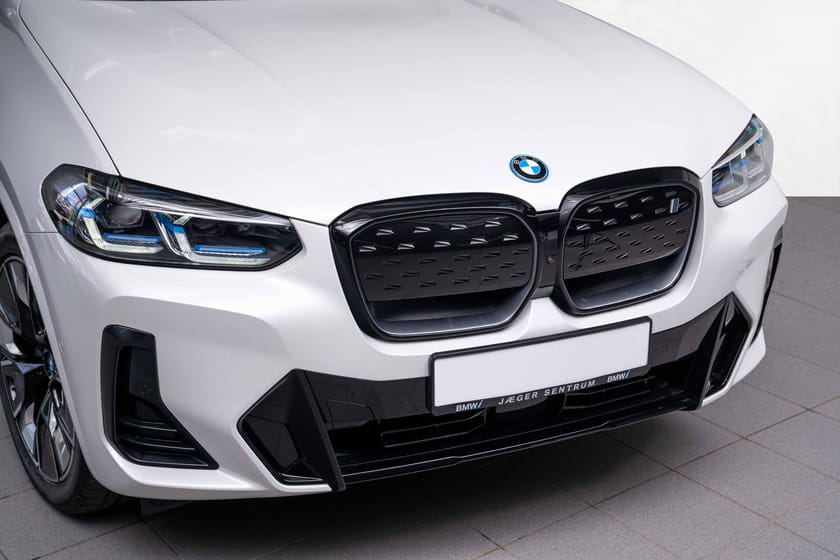 Bilde 2 av BMW iX3 Fully Charged Pano H.feste ACC HeadUP H/K