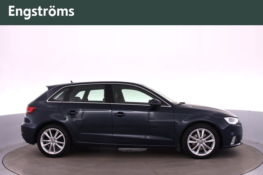 Bild 2 av Audi A3 Sportback TFSI 190Hk Quattro Backkamera/cockpit