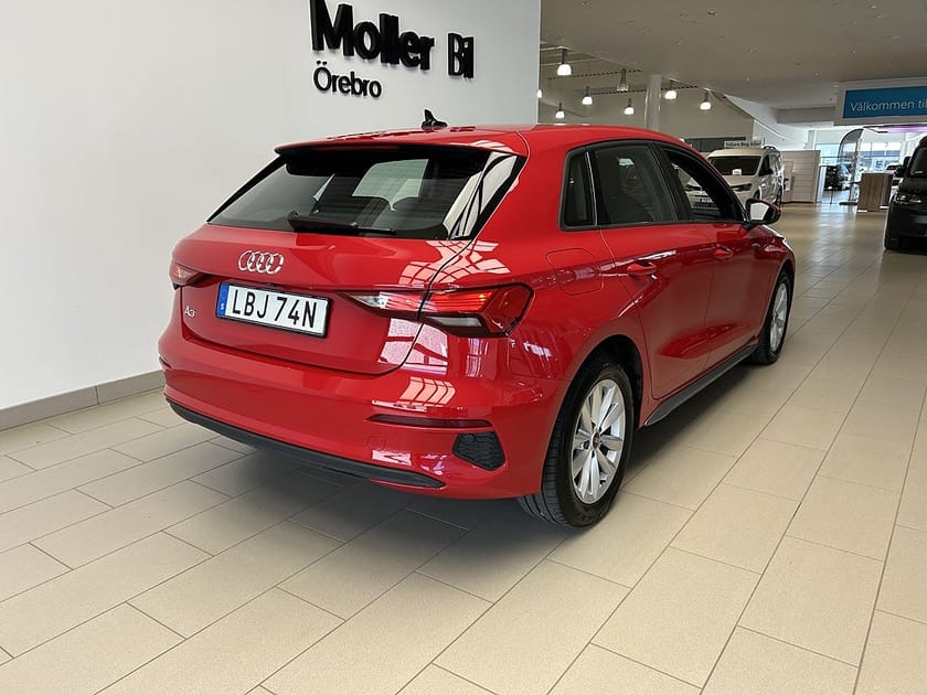 Bild 4 av Audi A3 Sportback 35 TFSI 150hk PROLINE / Backkamera