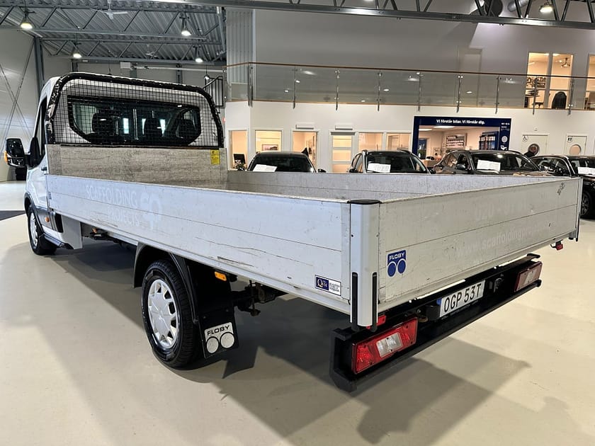Bild 5 av Ford Transit 350 Chassi Cab Enkelhytt Flakbil 2.0 TDCi SelectShift