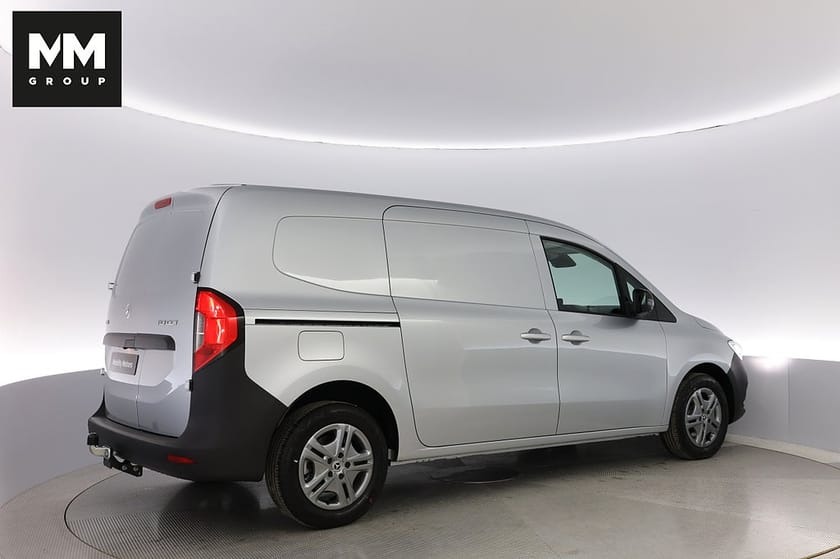 Bild 3 av Mercedes-Benz Citan 110 CDI Skåp L2 Special Edition 2985:- mån ex moms