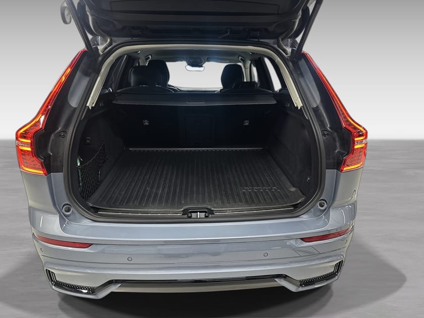 Bild 5 av Volvo XC60 B4 AWD Diesel Plus Dark