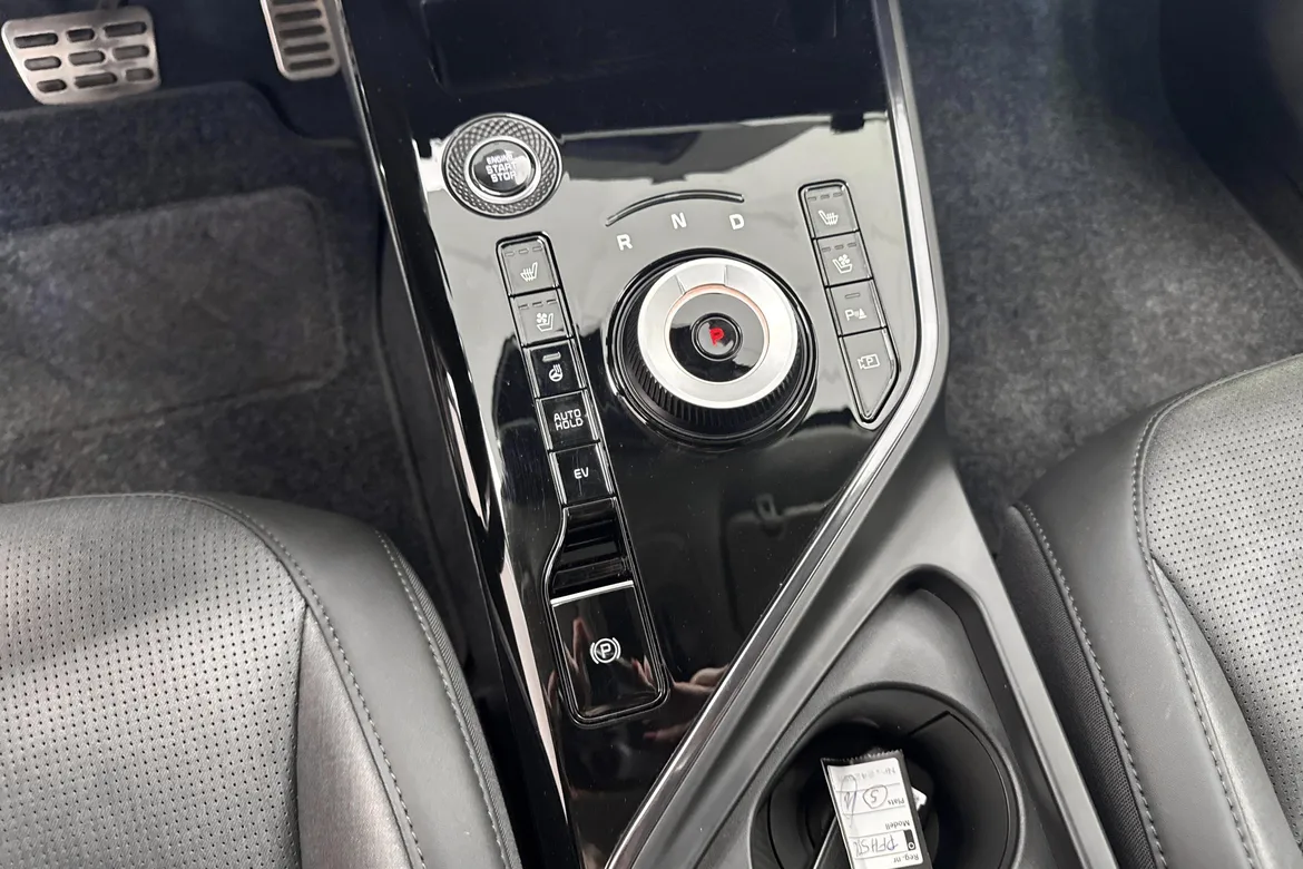 picture of a car
