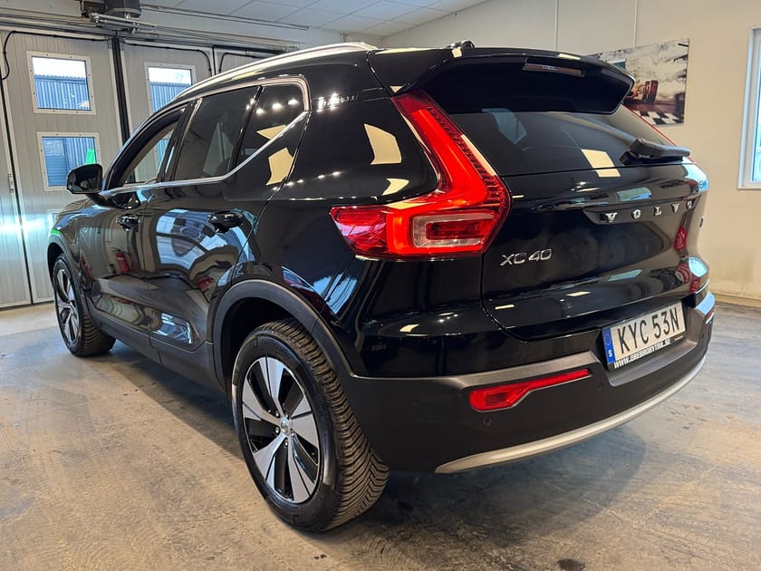 Bild 3 av Volvo XC40 Recharge T4 DCT Core Bright Läder Gps Blis Värmare VOC