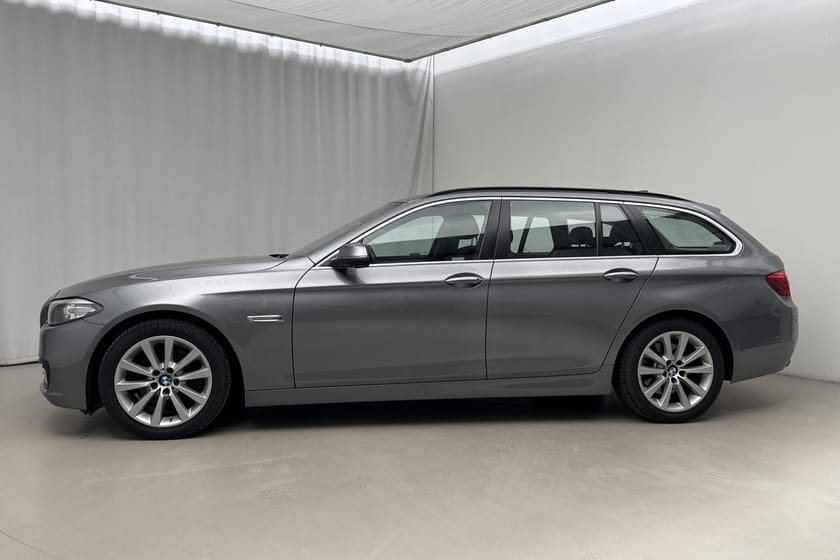Bild 2 av BMW 520d xDrive Touring 190hk  Sportpaket Läder