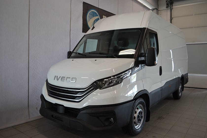 Bild 1 av Iveco Daily 35-180 Van 3.0 JTD Hi-Matic 12m3 Skåp Värmare