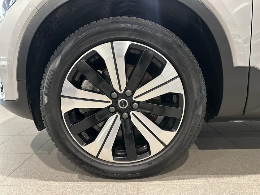 Bild 3 av Volvo XC40 Recharge Single Motor Plus, Dragkrok, Backkamera, Navigation