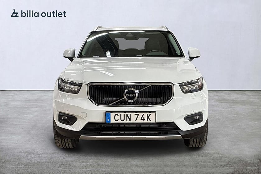 Bild 2 av Volvo XC40 TE aut Momentum Adv Edt 262hk Navi Drag P-värm Läder