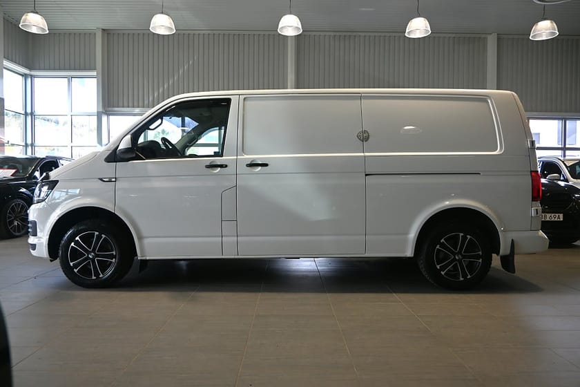 Bild 2 av Volkswagen Transporter T30 2.0 TDI 150hk L2 Drag Värmare