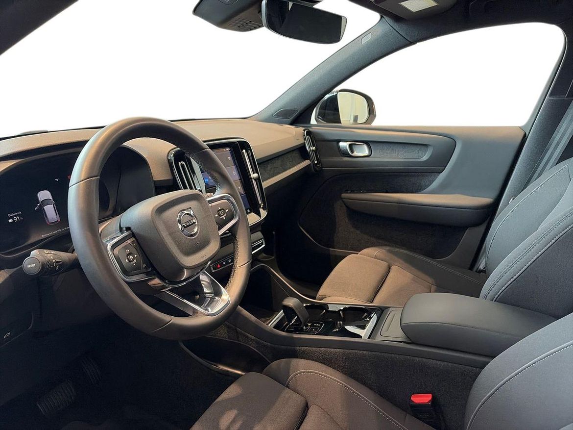 Volvo XC40 2023 - miniatyr 8