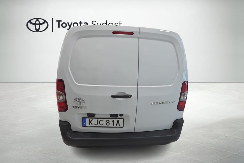Bild 3 av Toyota ProAce City 1.2T Backkamera Extraljus