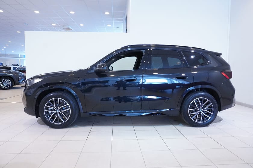 Bild 4 av BMW X1 xDrive25e M Sport Active Ed Drag DA Premium Pkt