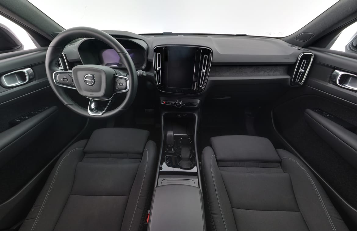 Volvo XC40 2023 - miniatyr 8