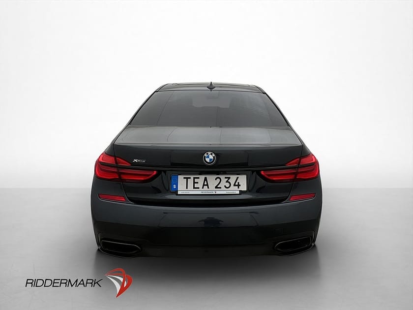 Bild 5 av BMW 730Ld xDrive 730 Ld 265hk M-Sport Sky Lounge HUD 360° H/K