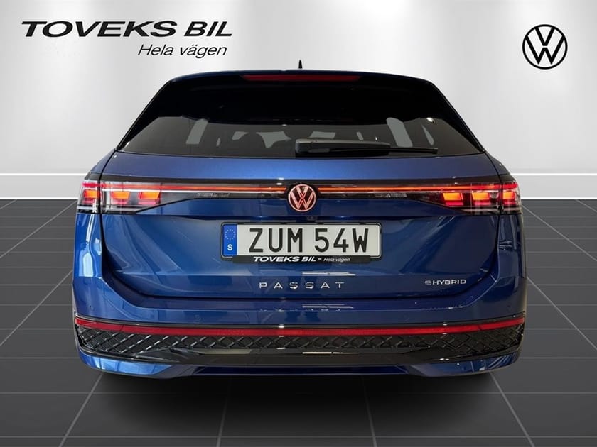 Bild 4 av Volkswagen Passat Variant eHybrid R-LINE 272hk|DRAG|VÄRM|PHEV PLUS