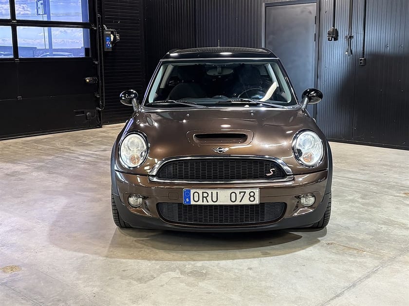 Bild 2 av MINI Cooper S Clubman (174hk) Navi / Sport